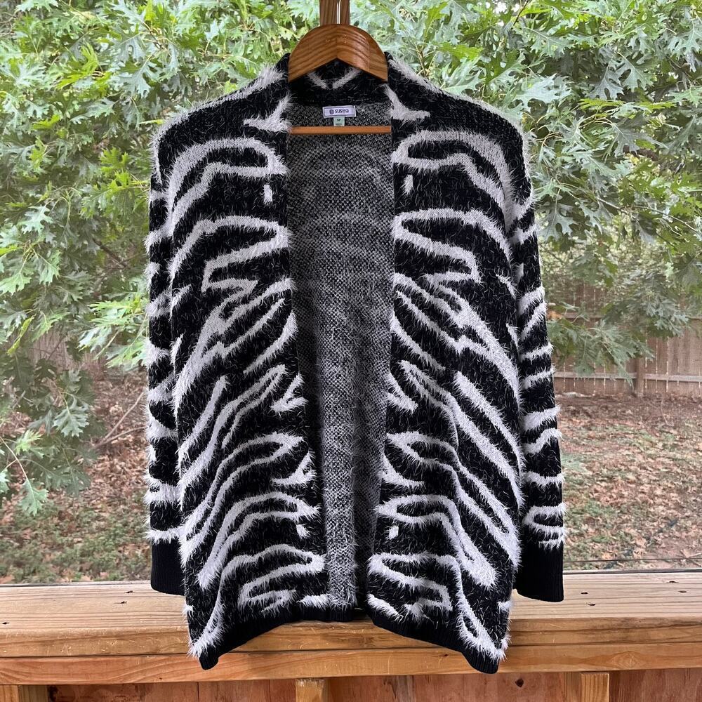 Susina Women's Black & White Animal Print Eyelash Cardigan Sweater Size SP. NEW